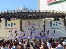 ダンスステージ